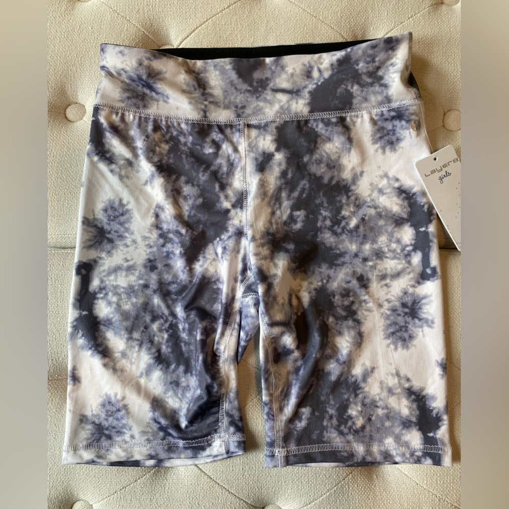 Layer 8 Black and White Activewear